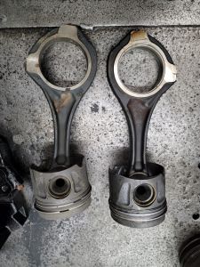 Mercedes OM642 3.0L Connecting Rod Piston