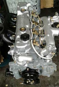 Caterpillar 4D32 Engine